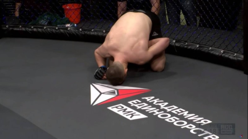 Қазақтан шыққан жекпе-жек шебері қарсыласын ауыр нокаутқа жіберді