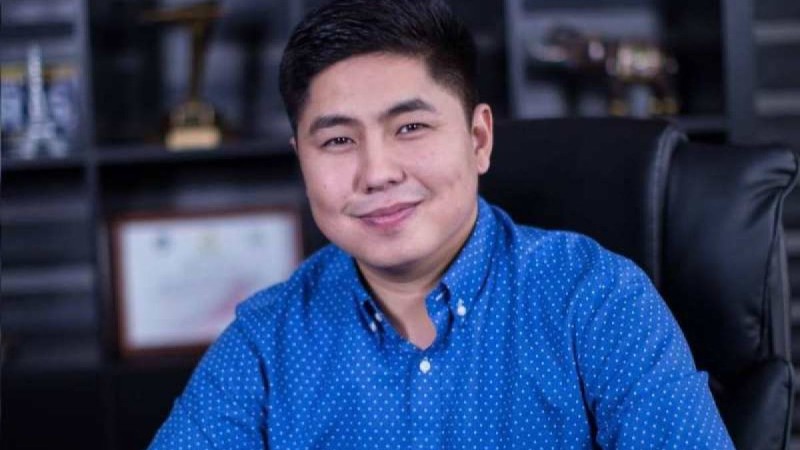 "Эйр Астана" Нұртас Адамбайдан кешірім сұрап, $100 сертификатын ұсынды
            17:01, 18 Сәуір, 2019
        
        Режиссер әлеуметтік желі арқылы компанияға шағымданған еді