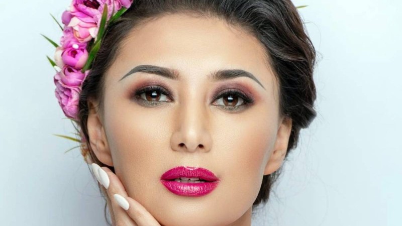 Мәдина Сәдуақасованың күйеуі Instagram-ға тіркеліп, әншінің әр қадамын аңдып отыратын болған - Қазақстан жаңалықтары