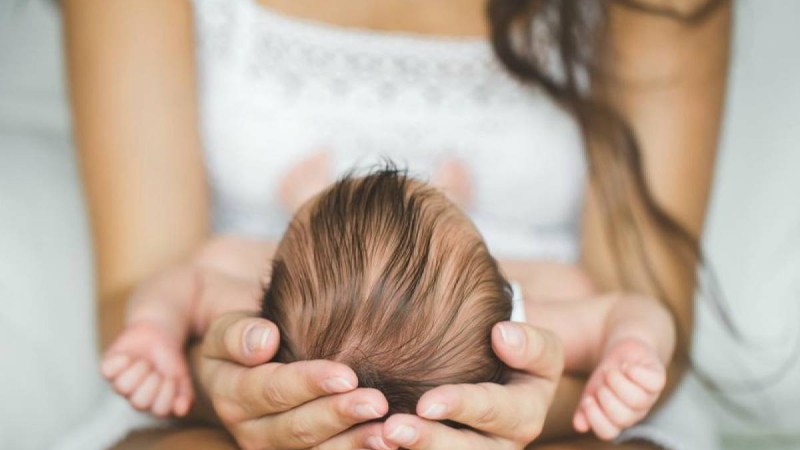 Қазақстанда сәбидің бір жасқа дейінгі күтімі үшін төленетін жәрдемақыға қатысты жаңа ереже ұсынылды - Қазақстан жаңалықтары