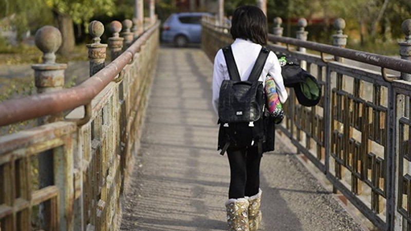 Түркістанда өгей ана үш қызын пышақпен тілгілеп, тістеуікпен азаптаған