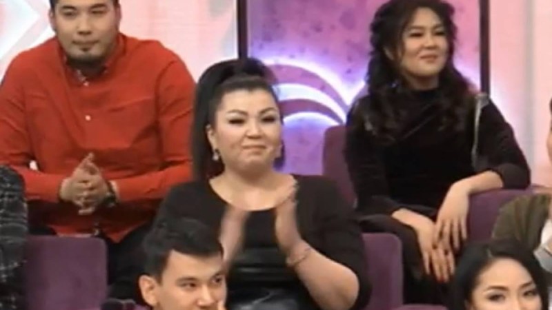 Атышулы "Қалаулым": тікелей эфирде не боп жатыр