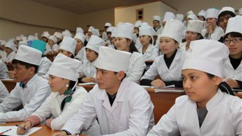 Дәрігерлердің оқу мерзімін 6 жылға қысқарту ұсынылды