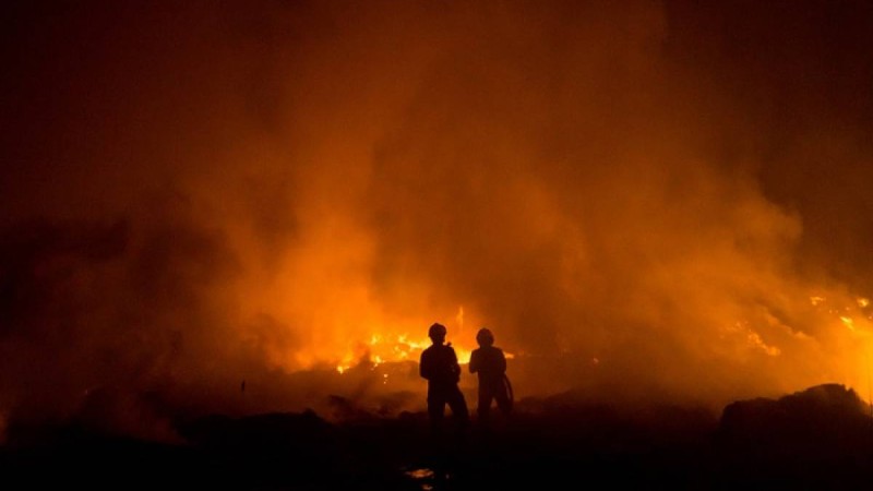 «Қаламқас» кен орнындағы өртті екі күннен бері сөндіре алмай жатыр - Қазақстан жаңалықтары