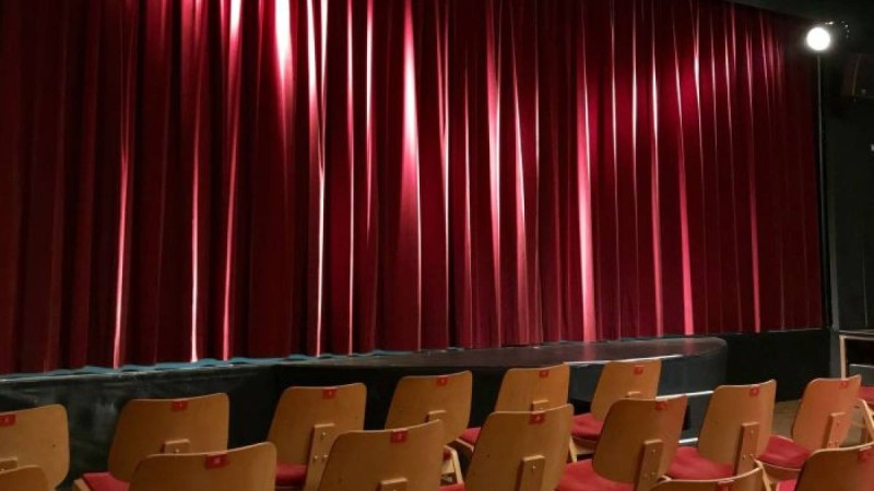 Қазақстан театрының бүгінгі жағдайы қандай: сыншы пікірі