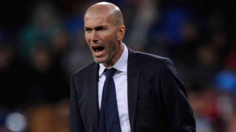 «Реал» Сантьяго Солариды босатып, Зиданды алмақшы