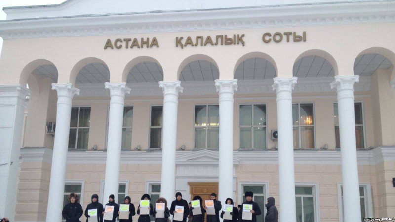 Өтуі мүмкін митинг туралы жазған астаналық белсенді жеті күнге қамалды