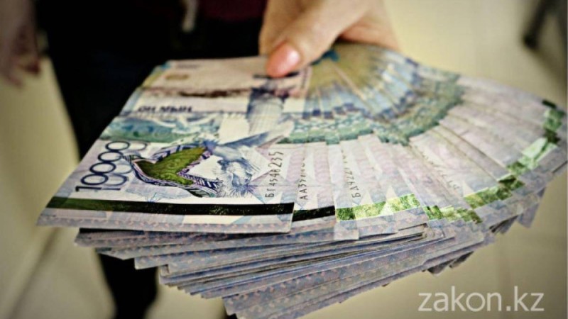 ҰҚК Түркістан облысында көші-қон полициясының қызметкерін ұстады