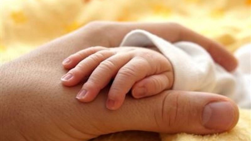 АИТВ жұқтырған оннан астам әйел өмірге дені сау сәби әкелді