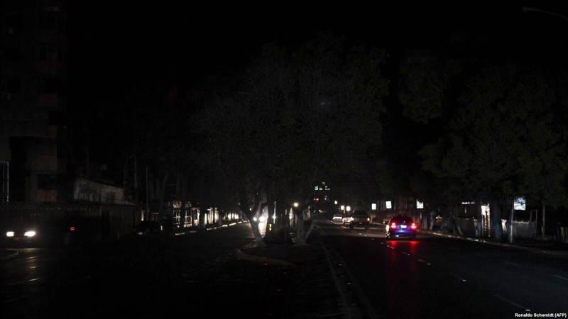 Гуайдо Венесуэлада төтенше жағдай тәртібін енгізуді ұсынды