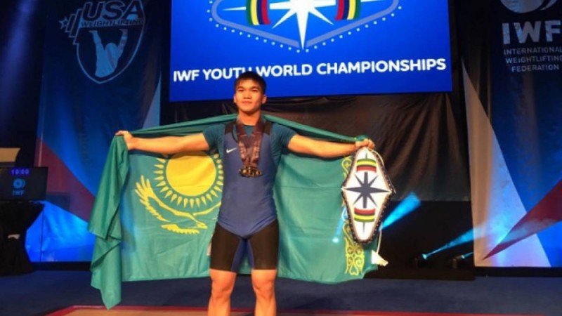 16 жастағы қазақстандық ауыр атлет АҚШ-тағы әлем чемпионатында "алтын" иеленді