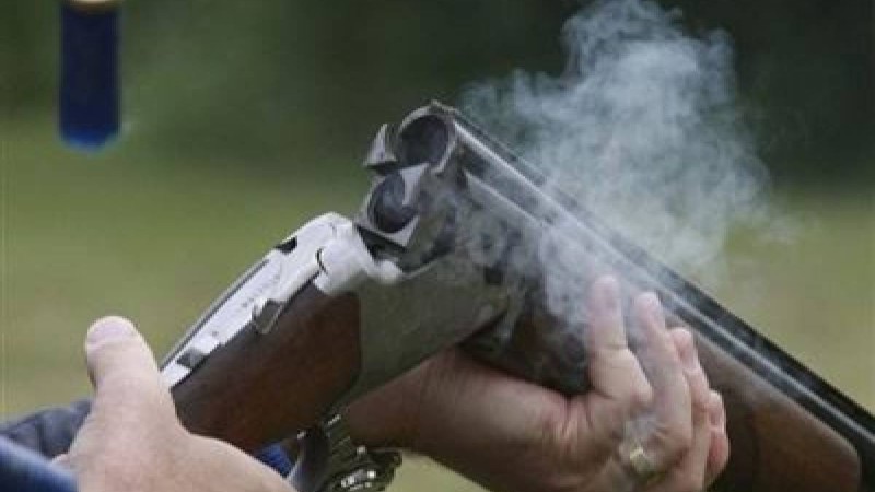 Ер адам әйелінің басына аң аулайтын мылтықпен оқ атқан