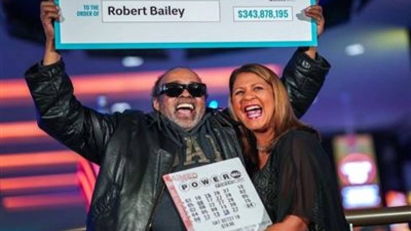 Зейнеткер лотереядан 344 миллион доллар ұтып алды