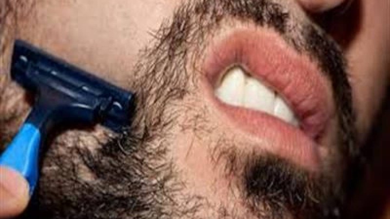 Ресей шекарашылары мигранттарға сақалдарын қыруға мәжбүрлеген