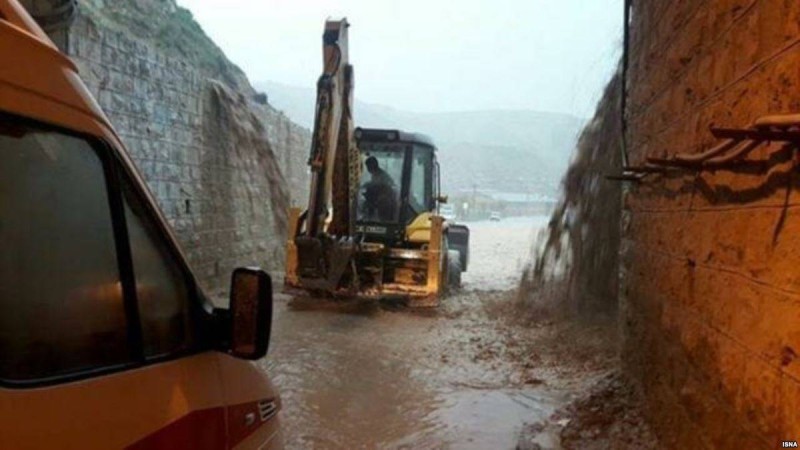 Ирандағы тасқыннан қаза тапқандар саны сексенге таяды