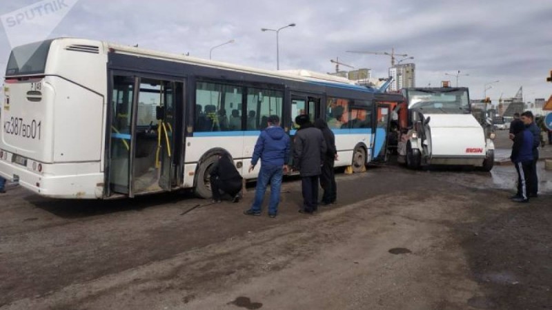 Нұр-Сұлтандағы жантүршігерлік жол апаты: зардап шеккен 27 адамның жағдайы қалай