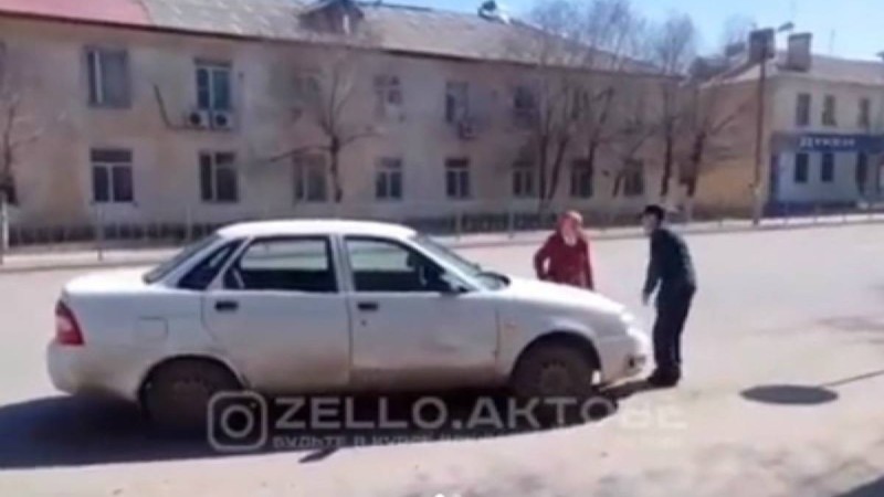 "Кесіп өте шығады": 90 жасында көлік тізгіндеген ақтөбелік әже жұртты сүйсіндірді (видео) - Қазақстан жаңалықтары