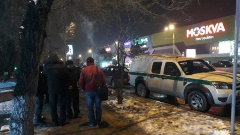 Алматыда ақша айырбастау пунктіне шабуыл жасалды (фото) - новости Казахстана