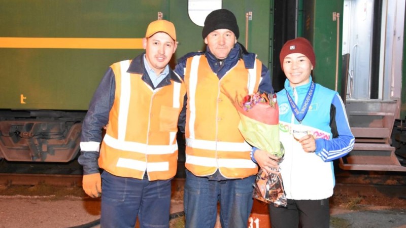 ҚАЗАЛЫЛЫҚТАР БОКСТАН ХАЛЫҚАРАЛЫҚ ЖАРЫСТЫҢ ЖЕҢІМПАЗЫН КҮТІП АЛДЫ