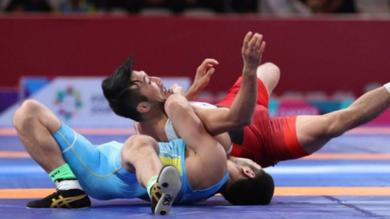 Екі қазақстандық балуан Болгариядағы турнирдің финалына шықты