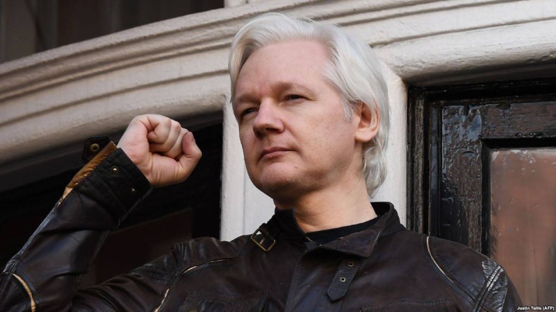 WikiLeaks негізін қалаушы Джулиан Ассанж Лондонда ұсталды