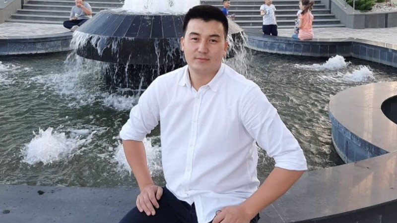 Мен көптің бірі болдым: 21 жастағы жігіт ыстық қонақ үйден балаларды қалай құтқарғанын айтты
                                Балаларды құтқарған студент: Менен батыр жасаудың керегі жоқ