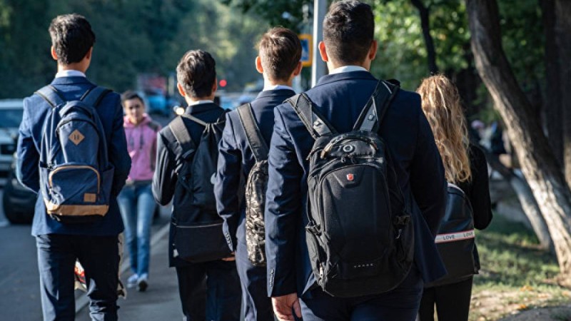 Енді мұғалімді балағаттағандарға 252 мың теңге айыппұл салынуы мүмкін