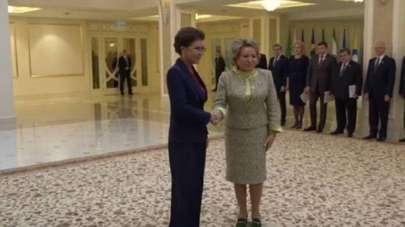 Матвиенко Мәскеуде Назарбаеваны қалай қарсы алды – видео