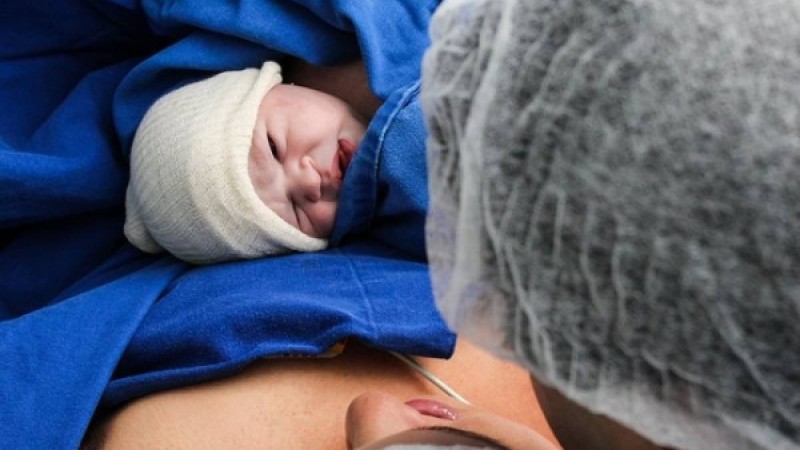 10 жыл комада жатқан әйел дүниеге бала әкелген