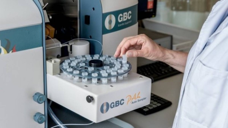 Миллионер 55 жасында өмір бойы баққан үш баласының өзінен тумағанын білген