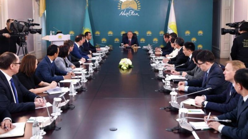 Назарбаев кезектен тыс президент сайлауының не үшін қажет екенін айтты