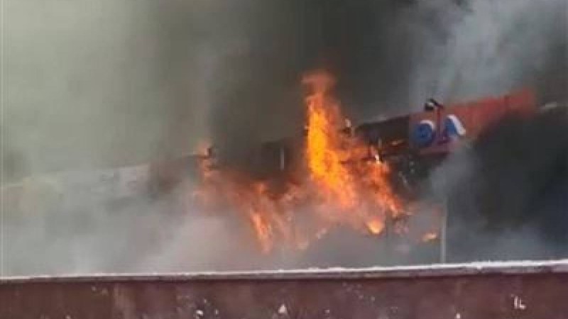 Астанада дүкенде өрт шығып, бір әйел құтқарылды