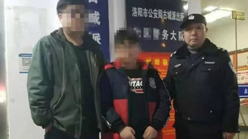 Анасы емтиханнан жеткілікті жоғары балл жинамаған баласынан бас тартты - Қазақстан жаңалықтары