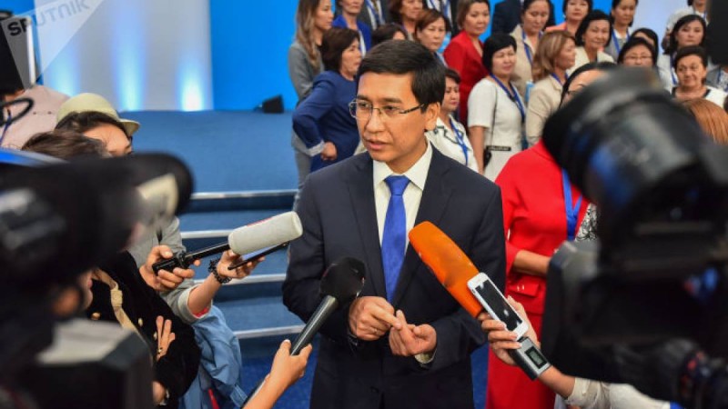 Ағылшын тілін алып тастауды жоспарлап отырмыз