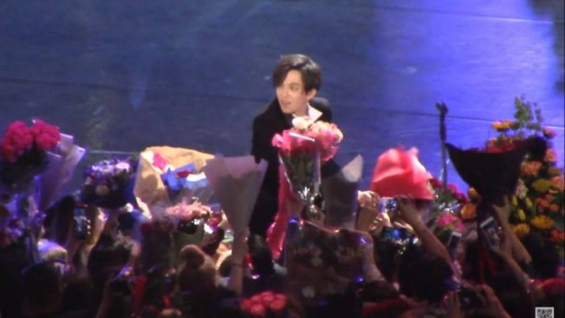 Димаштың Мәскеудегі концерті: көрермендер әртісті жібергісі келмеді – видео