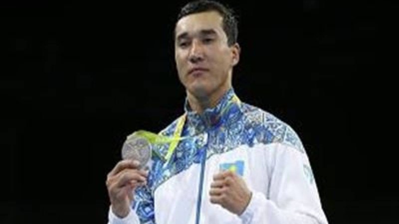 Әділбек Ниязымбетов бокстағы мансабын аяқтады