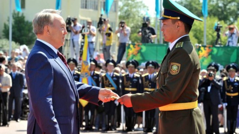 Ту қылып тік ұстадым тұтастықты…