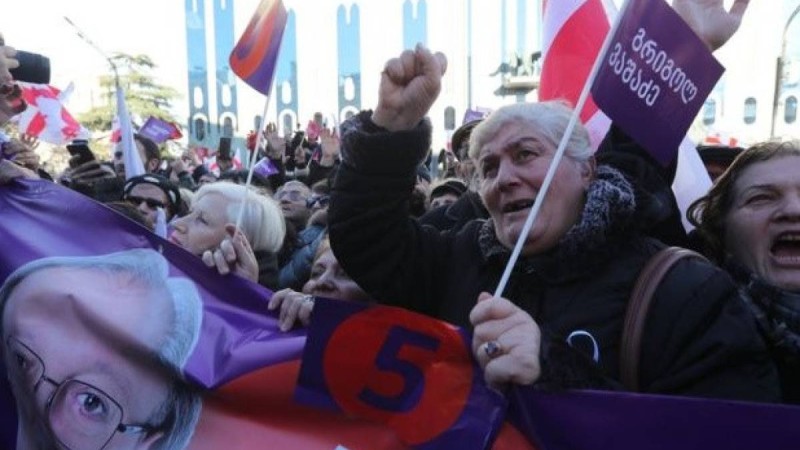Грузияда шерушілер қайта сайлау өткізуді талап етті
