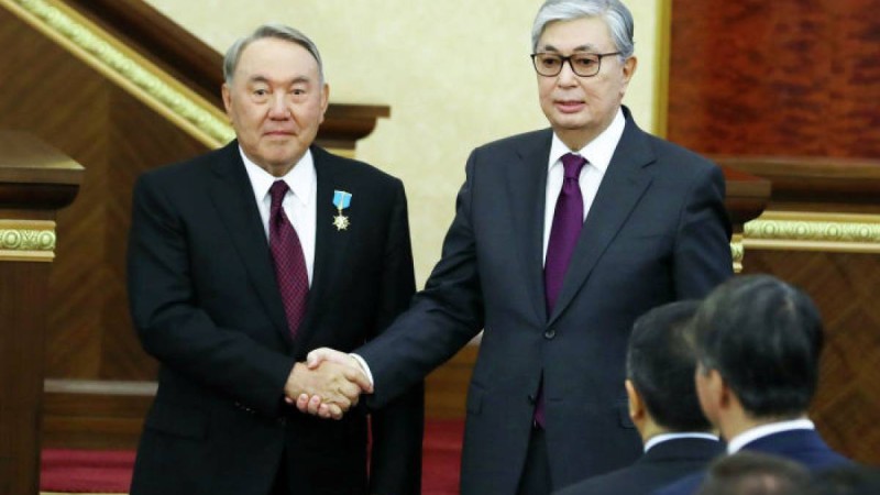 Тоқаевтың маңайына элитаны топтастыру міндеті тұр