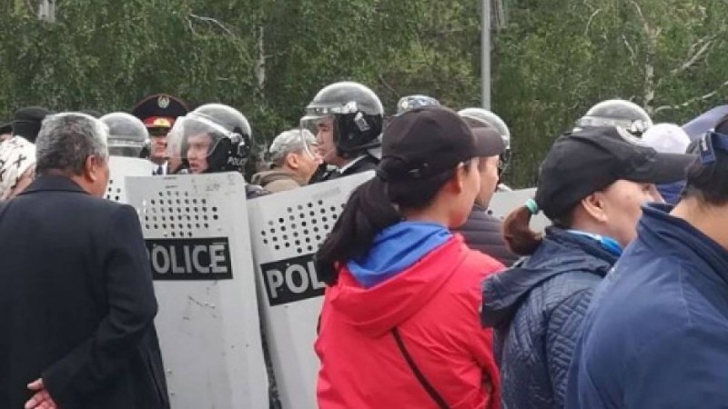 Жауапқа тартылатын болады: Бас прокуратура заңдылықты сақтауға шақырады
                                Бас прокуратура: Заңсыз митингілерді, шерулерді ұйымдастыруға және қатысуға жол берілмейді