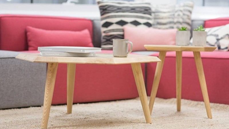 Қазақстандық танымал әнші үш қабатты зәулім үйін көрсетті – видео