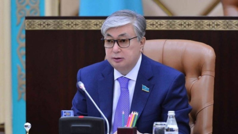 Тоқаев Қазақстан халқына ант беріп, президент қызметіне кірісті