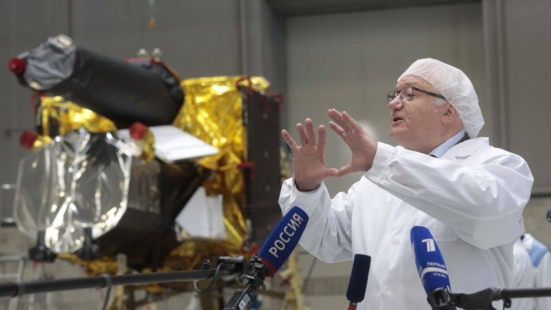 Ресей ғалымдарға шетелдік зерттеушілермен байланысуға шектеу қойды