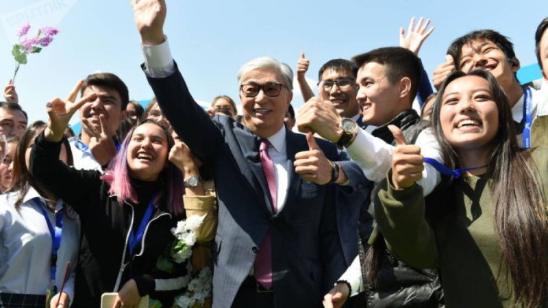 "Арнайы айтатын сөзім бар": Тоқаев жастарға үндеу жасады