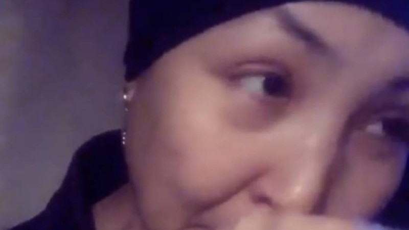 Назарбаевты қимаған әнші ағыл-тегіл жылап қалды