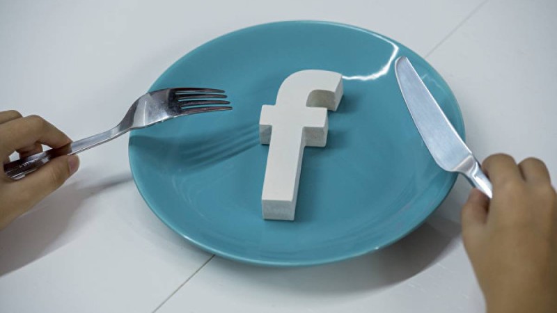 Facebook RT жобасының парақшасын жойып жіберді