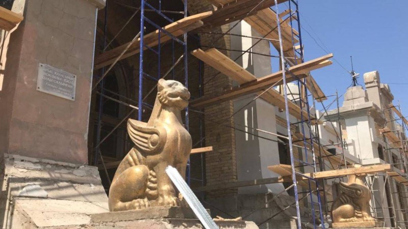 Тарихи вокзал рұқсатсыз жөнделіп жатыр