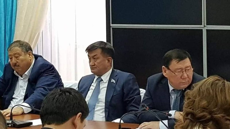 Презентация (слайд): Информатика | Paint графикалық редакторымен жұмыс