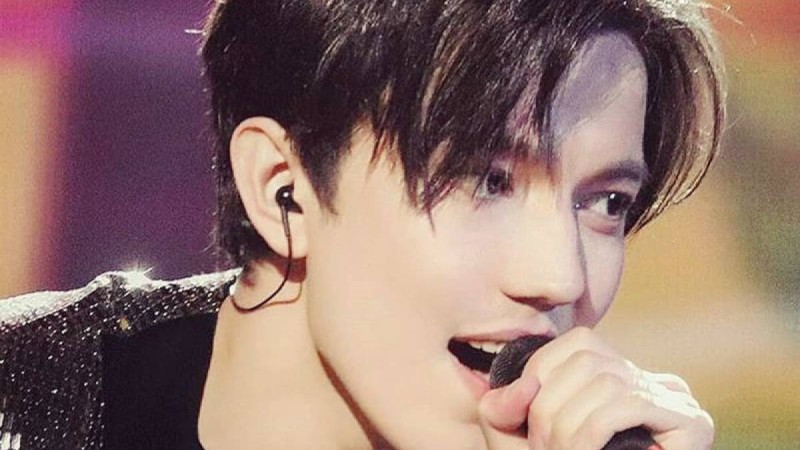 "Мінсіз, бітімі бөлек": Димаш Құдайберген Алла Пугачеваның кешінде тосын сый жасады (видео) - Қазақстан жаңалықтары