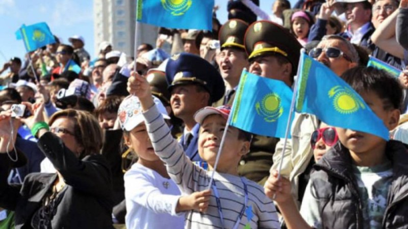 Қазақ қалай тобырлық мәдениетке табынушыға айналды?